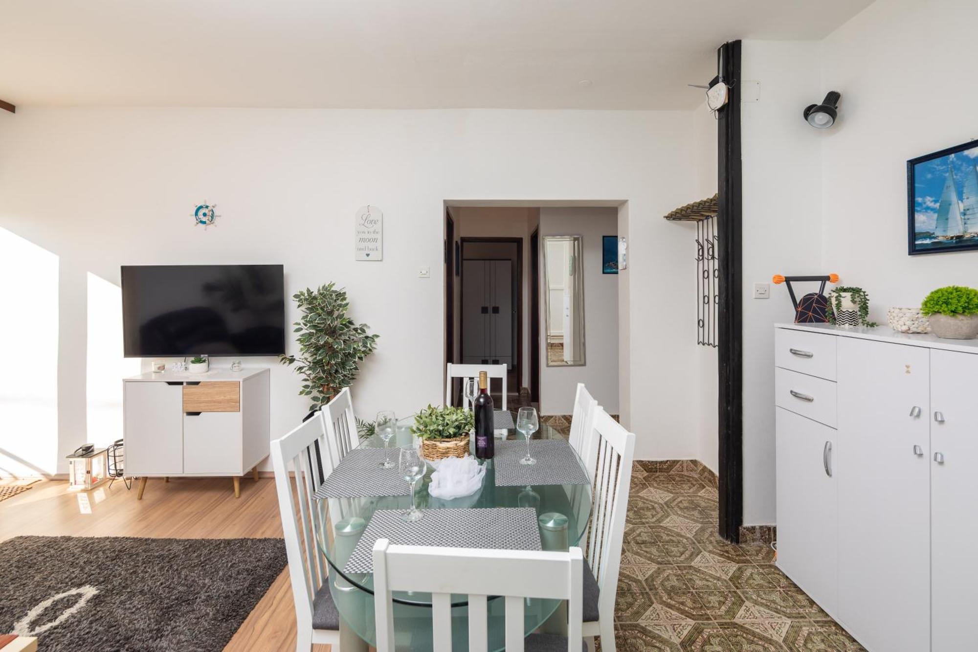 Urban Edge - Beach Apartments Omis Ngoại thất bức ảnh