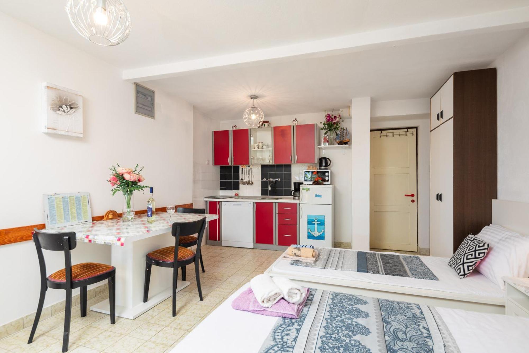 Urban Edge - Beach Apartments Omis Ngoại thất bức ảnh