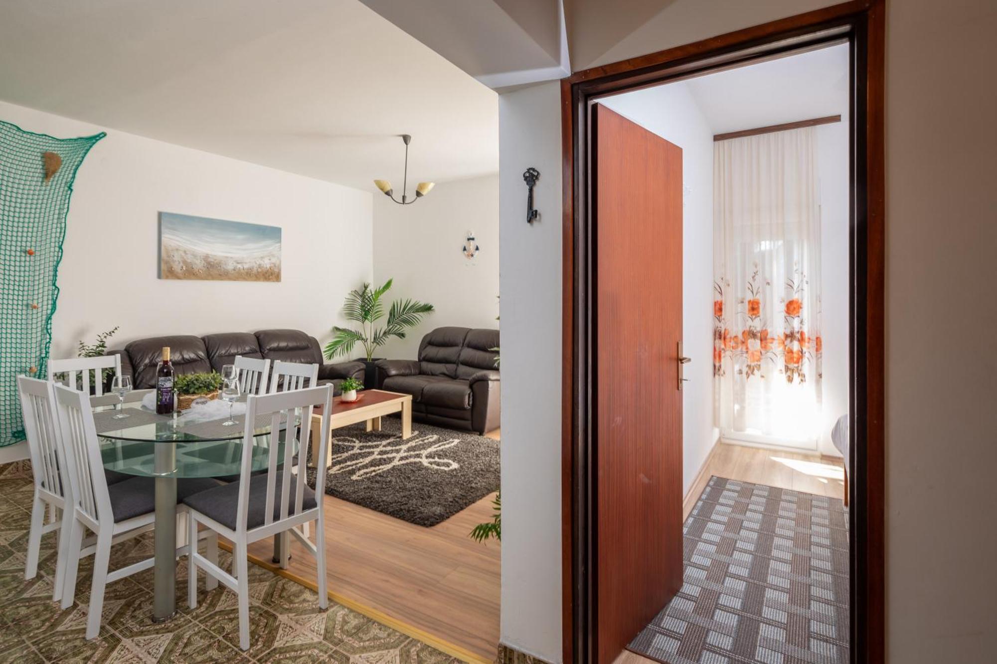 Urban Edge - Beach Apartments Omis Ngoại thất bức ảnh